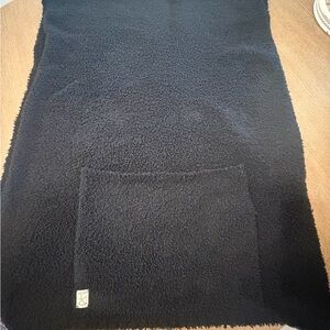 Barefoot Dreams Black Textured scarf or throw over